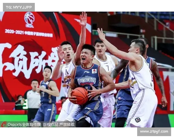 超三现场的友情瞬间:孙思尧如何评价杨皓喆的表现和成长 超三现场的友情瞬间:孙思尧如何评价杨皓喆的表现和成长